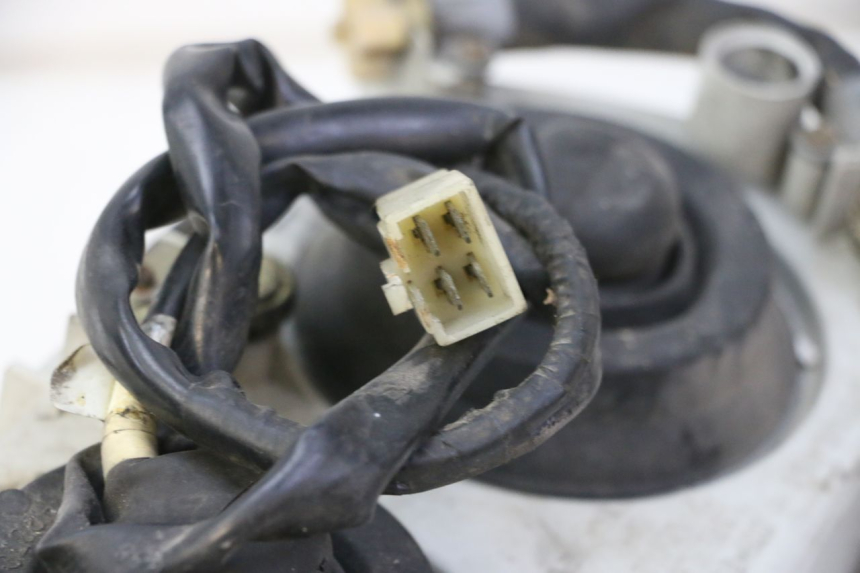 photo de FARO ANTERIORE HONDA CBR F SC25 1000 (1989 - 1992)