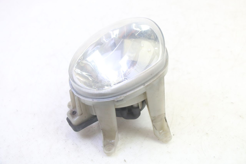 photo de FARO ANTERIORE PEUGEOT DJANGO 4T 50 (2014 - 2019) - Zoom sullo stato d'uso