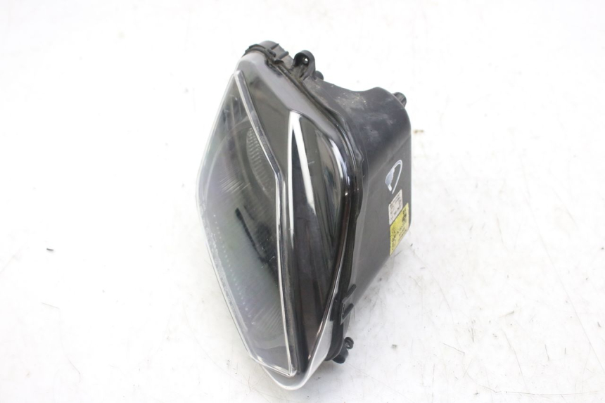 photo de FANALE ANTERIORE DESTRO DERBI GPR 50 (2004 - 2009)