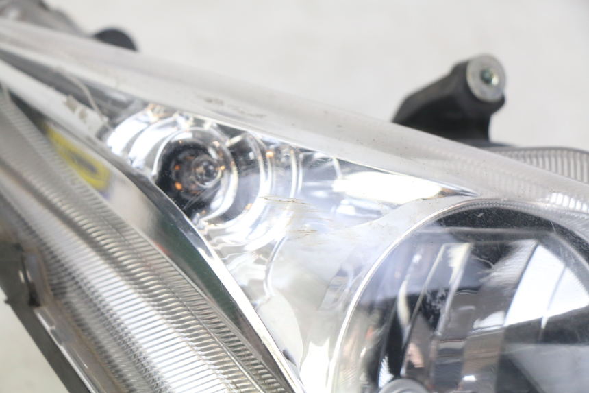 photo de FANALE ANTERIORE DESTRO HONDA FJS SILVERWING SILVER WING 400 (2009 - 2016)