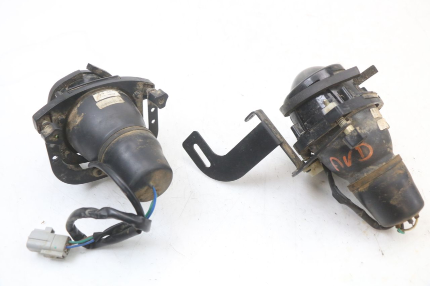 photo de FARO ANTERIORE DESTRA HYTRACK HY S 4X4 410 (2013 - 2016) - Zoom sullo stato d'uso