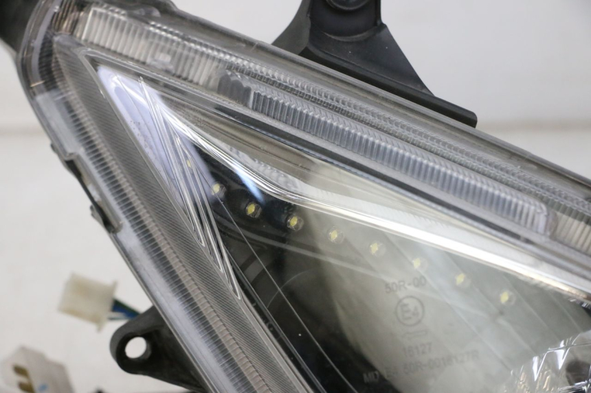 photo de FARO ANTERIORE DESTRA SYM JOYMAX 125 (2010 - 2017)