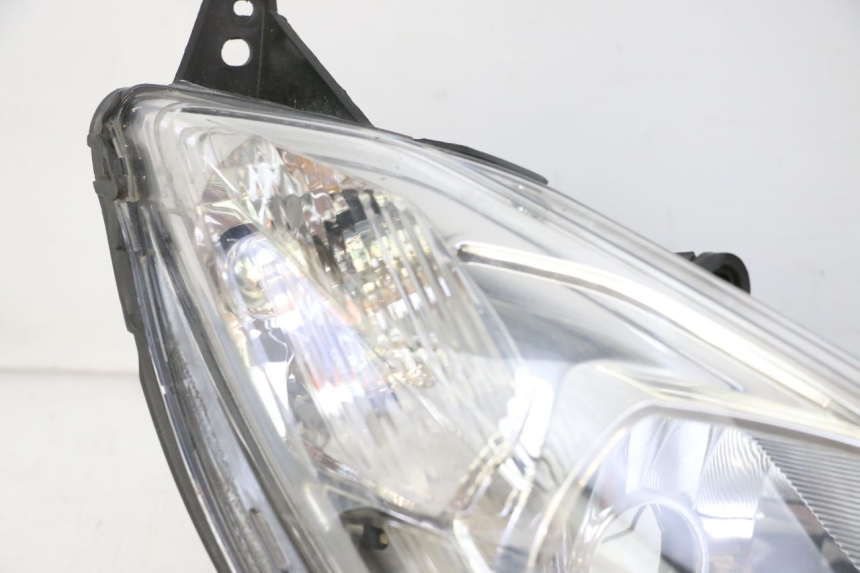 photo de FARO ANTERIORE DESTRA PEUGEOT SATELIS 125 (2013 - 2018)