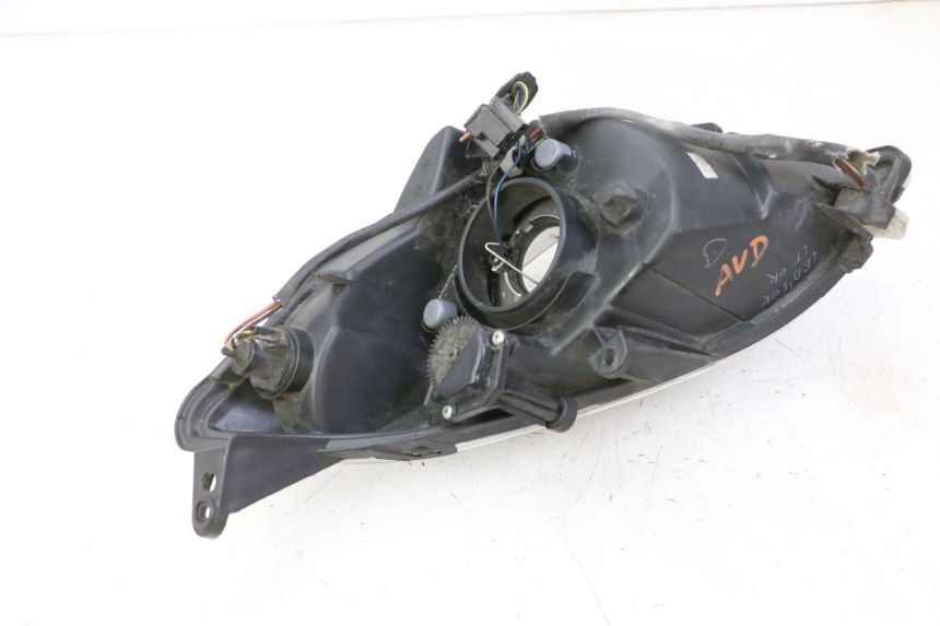 photo de FARO ANTERIORE DESTRA PEUGEOT SATELIS 125 (2013 - 2018)