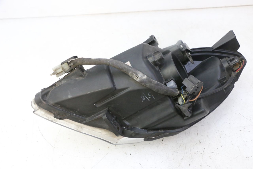 photo de FARO ANTERIORE DESTRA PEUGEOT SATELIS 125 (2013 - 2018)