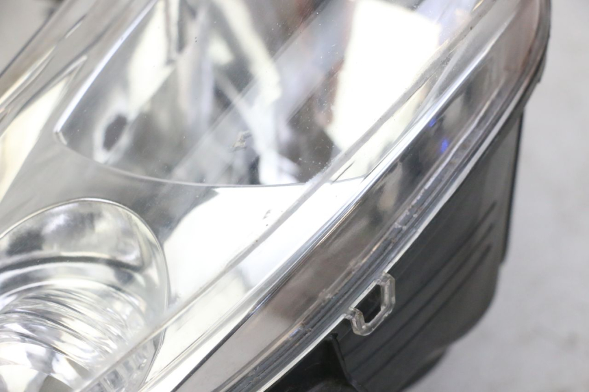 photo de FANALE ANTERIORE PEUGEOT ELYSTAR 125 (2002 - 2007)