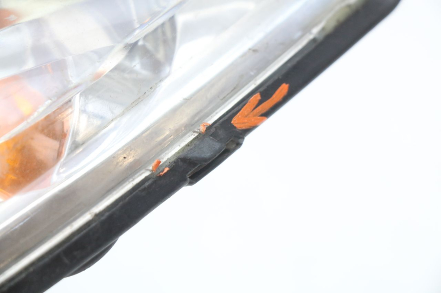 photo de FANALE ANTERIORE PEUGEOT ELYSTAR 50 (2002 - 2014)