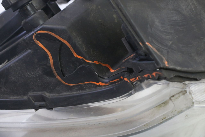 photo de FANALE ANTERIORE HONDA FES S-WING SWING ABS 125 (2007 - 2015)