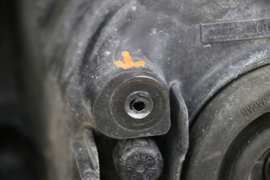 photo de FANALE ANTERIORE YAMAHA FJR ABS 1300 (2006 - 2012) - Primo piano ad alta risoluzione