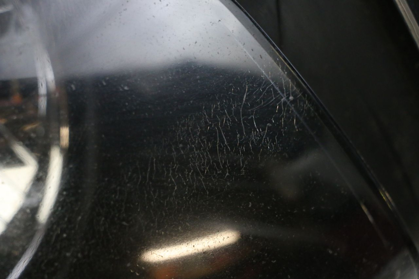 photo de FANALE ANTERIORE YAMAHA FJR ABS 1300 (2006 - 2012) - Primo piano tecnico