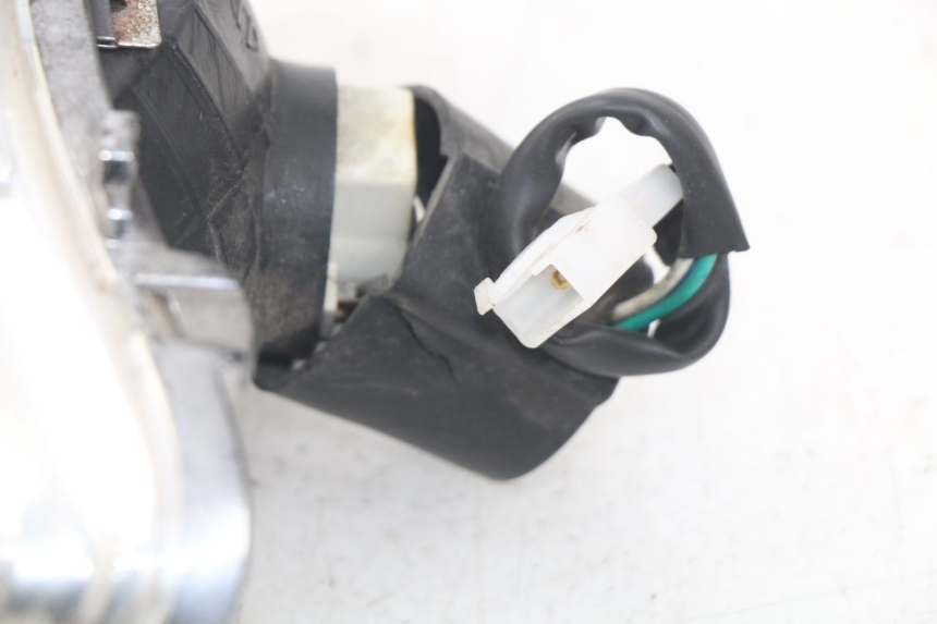 photo de FANALE ANTERIORE FYM STRADA 50 (2007 - 2014)