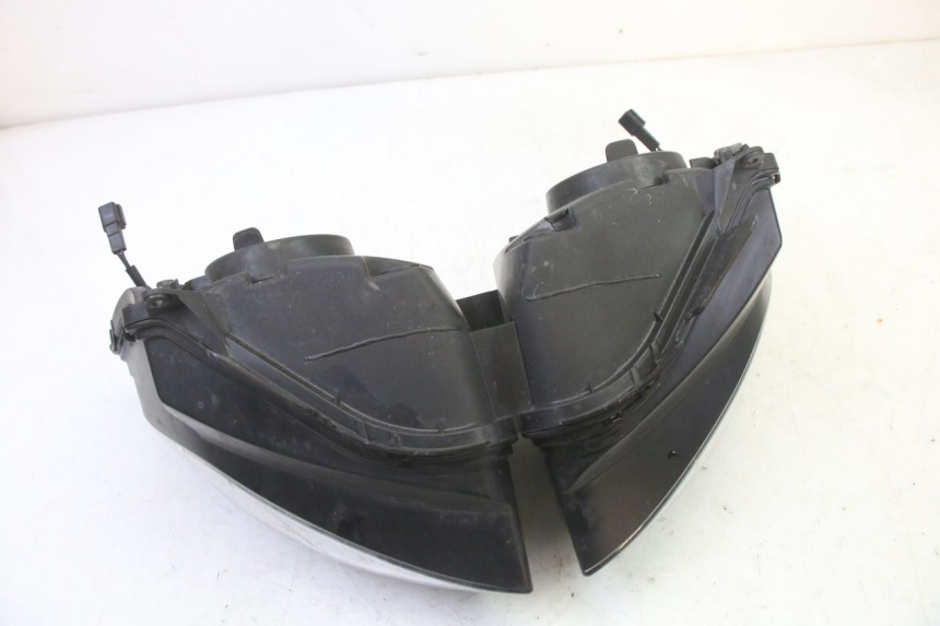 photo de FARO ANTERIORE YAMAHA FZ6 FAZER S2 600 (2007 - 2011)