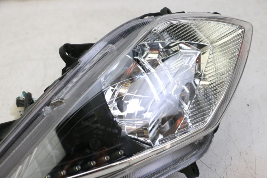 photo de FARO ANTERIORE SINISTRA SYM JOYMAX 125 (2010 - 2017)