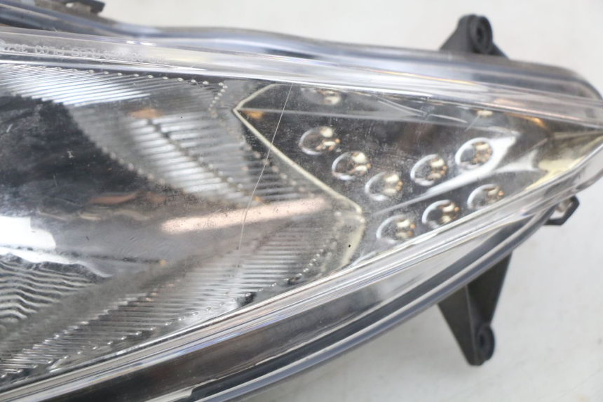 photo de FANALE ANTERIORE SINISTRO PEUGEOT SPEEDFIGHT 3 AIR 50 (2009 - 2015)