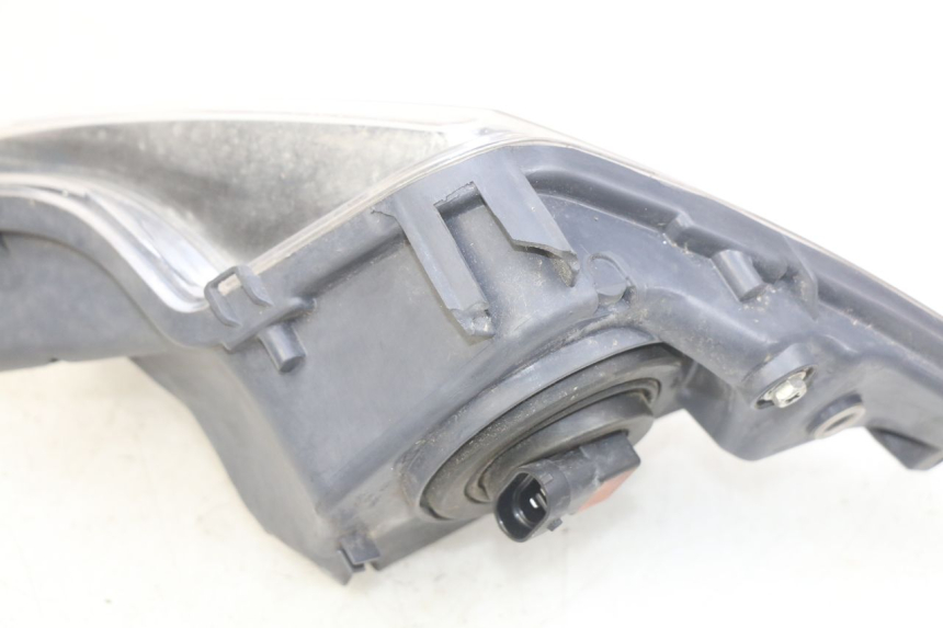 photo de FANALE ANTERIORE SINISTRO PEUGEOT SPEEDFIGHT 3 AIR 50 (2009 - 2015)