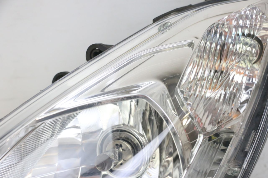 photo de FANALE ANTERIORE SINISTRO PEUGEOT SATELIS 125 (2013 - 2018)