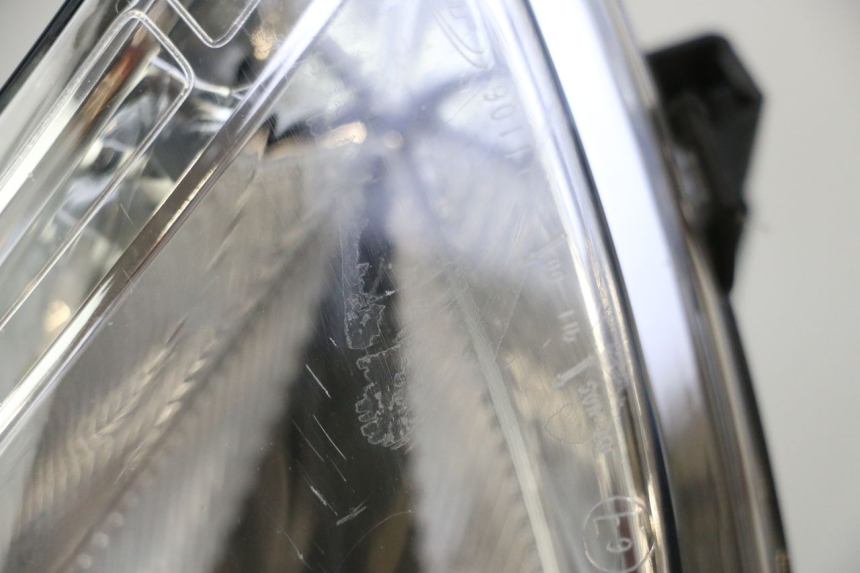 photo de FANALE ANTERIORE SINISTRO PEUGEOT SATELIS 125 (2013 - 2018)