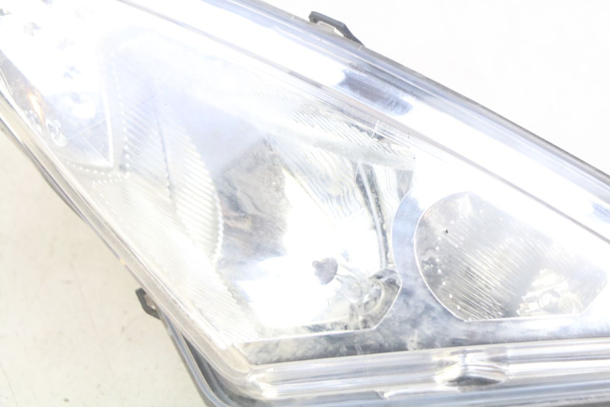 photo de FANALE ANTERIORE SINISTRO PEUGEOT SPEEDFIGHT 3 AIR 50 (2009 - 2015)