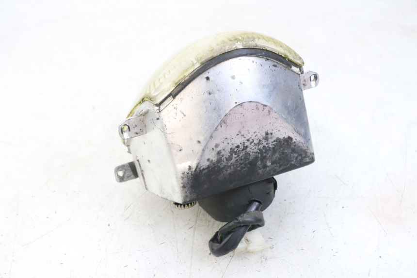 photo de FARO ANTERIORE GOES WIKI 125 (2010 - 2015) - Stato della superficie e materiale