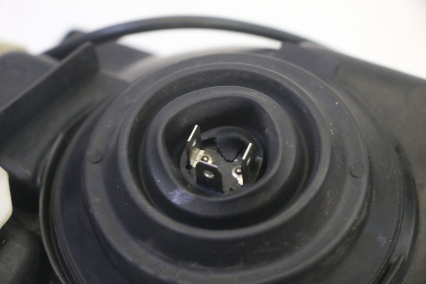 photo de FARO ANTERIORE KAWASAKI GPZ RX 1000 (1986 - 1988) - Ricambio usato controllato