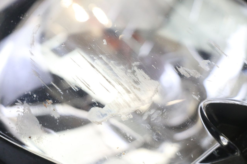 photo de FARO ANTERIORE SUZUKI GSR 750 (2011 - 2017)