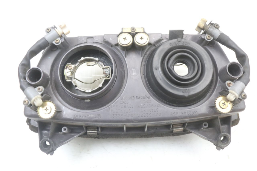 photo de FARO ANTERIORE HONDA CBR F 1000 (1993 - 1996) - Caratteristiche distintive