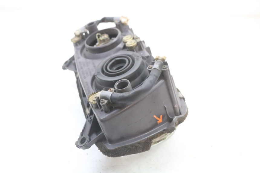 photo de FARO ANTERIORE HONDA CBR F 1000 (1993 - 1996) - Zoom sui componenti