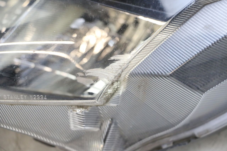 photo de FARO ANTERIORE HONDA FORZA 125 (2015 - 2016)