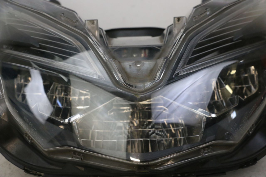 photo de FARO ANTERIORE HONDA FORZA 125 (2021 - 2025)