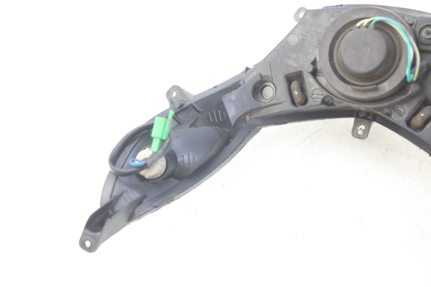 photo de FANALE ANTERIORE PEUGEOT KISBEE 2T 50 (2010 - 2017)