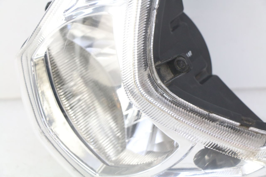 photo de FANALE ANTERIORE PEUGEOT KISBEE 2T 50 (2010 - 2017)