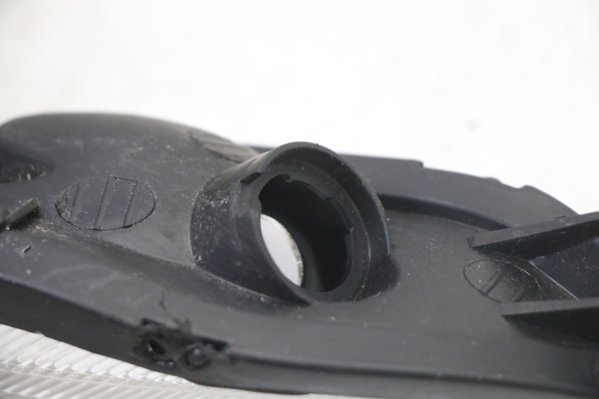 photo de FANALE ANTERIORE PEUGEOT KISBEE 2T 50 (2010 - 2017)