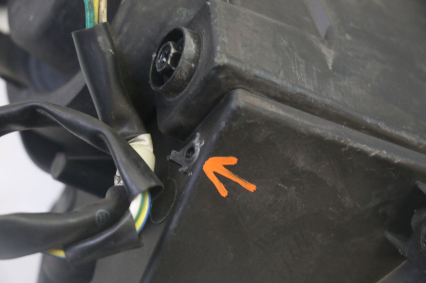 photo de FANALE ANTERIORE PEUGEOT KISBEE 2T 50 (2010 - 2017)