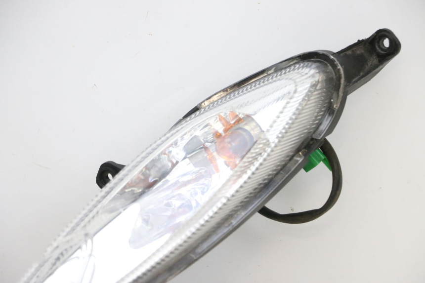 photo de FANALE ANTERIORE PEUGEOT KISBEE 2T 50 (2010 - 2017) - Dettaglio del componente