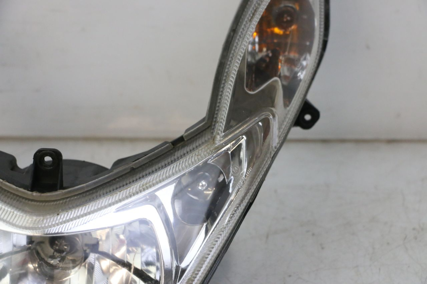 photo de FANALE ANTERIORE PEUGEOT KISBEE 4T 50 (2018 - 2022)