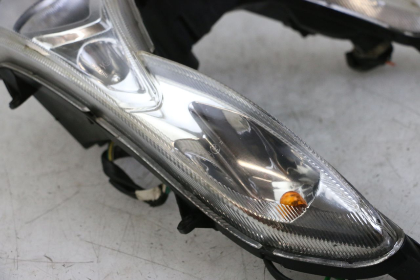 photo de FANALE ANTERIORE PEUGEOT KISBEE 4T 50 (2018 - 2022)