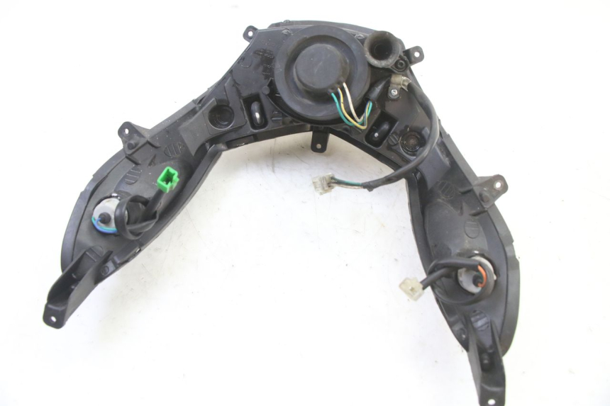 photo de FANALE ANTERIORE PEUGEOT KISBEE 4T 50 (2018 - 2022)