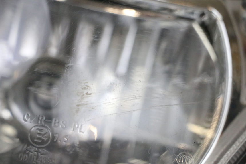 photo de FANALE ANTERIORE PEUGEOT KISBEE 4T 50 (2010 - 2017) - Foto prodotto supplementare