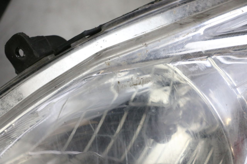 photo de FARO ANTERIORE LONGJIA SHARPY 125 (2020 - 2024)