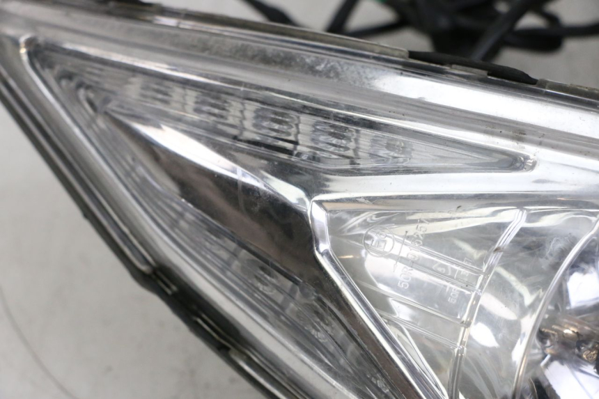 photo de FARO ANTERIORE LONGJIA SHARPY 125 (2020 - 2024)
