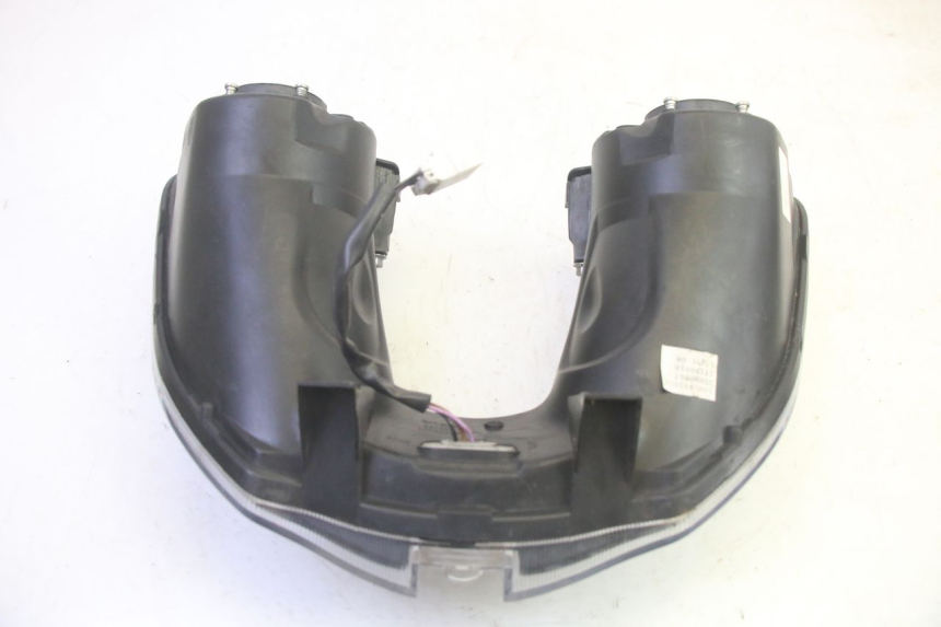 photo de FARO ANTERIORE PIAGGIO MP3 HPE 350 (2018 - 2020) - Primo piano tecnico