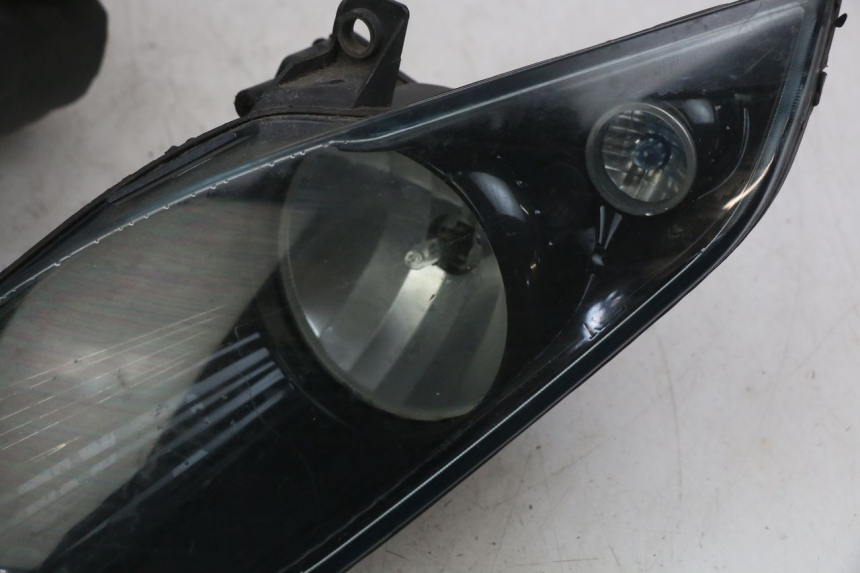 photo de FANALE ANTERIORE PIAGGIO MP3 LT 400 (2007 - 2012)