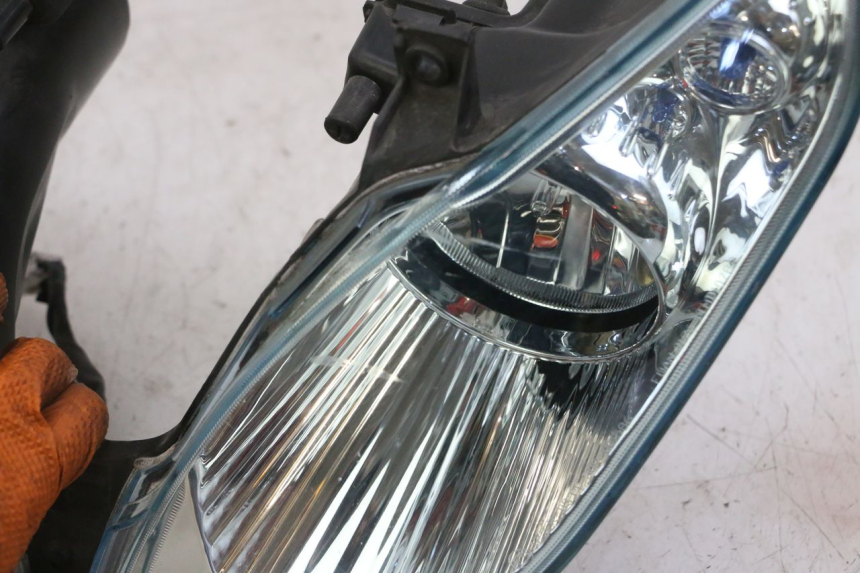 photo de FARO ANTERIORE PIAGGIO MP3 LT 300 (2010 - 2016)