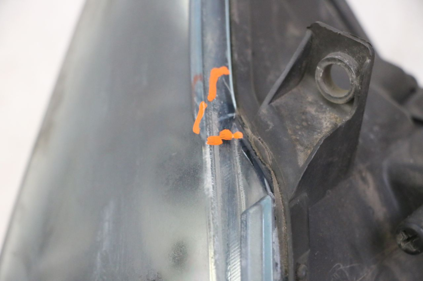 photo de FANALE ANTERIORE PIAGGIO MP3 LT 400 (2007 - 2012)