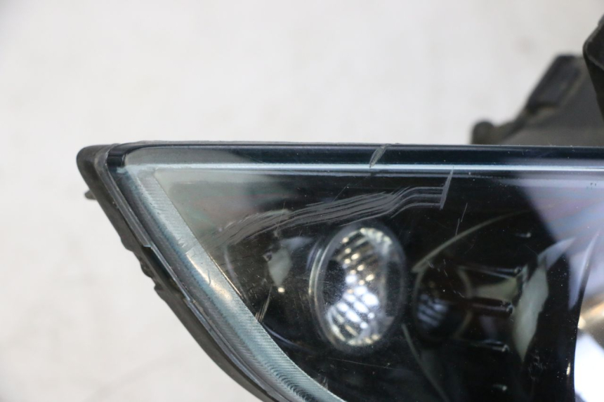 photo de FARO ANTERIORE PIAGGIO MP3 500 (2011 - 2015)