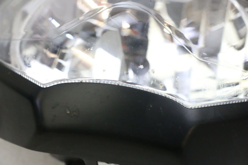 photo de FARO ANTERIORE YAMAHA MT-07 MT07 ABS 700 (2018 - 2020) - Zoom sullo stato d'uso