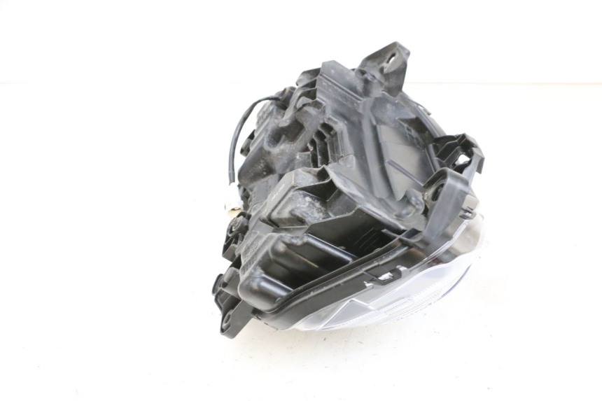 photo de FARO ANTERIORE YAMAHA NEO'S CORE 1 (2022 - 2026) - Primo piano tecnico