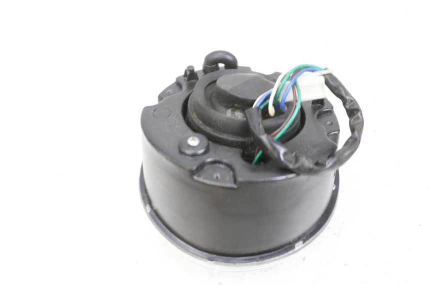 photo de FARO ANTERIORE JM MOTORS OLDIES GT 4T 50 (2018 - 2025) - Zoom sullo stato d'uso