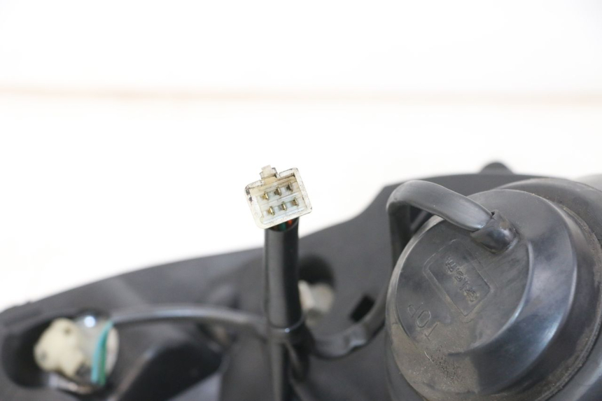 photo de FANALE ANTERIORE PEUGEOT ELYSTAR 125 (2002 - 2007)