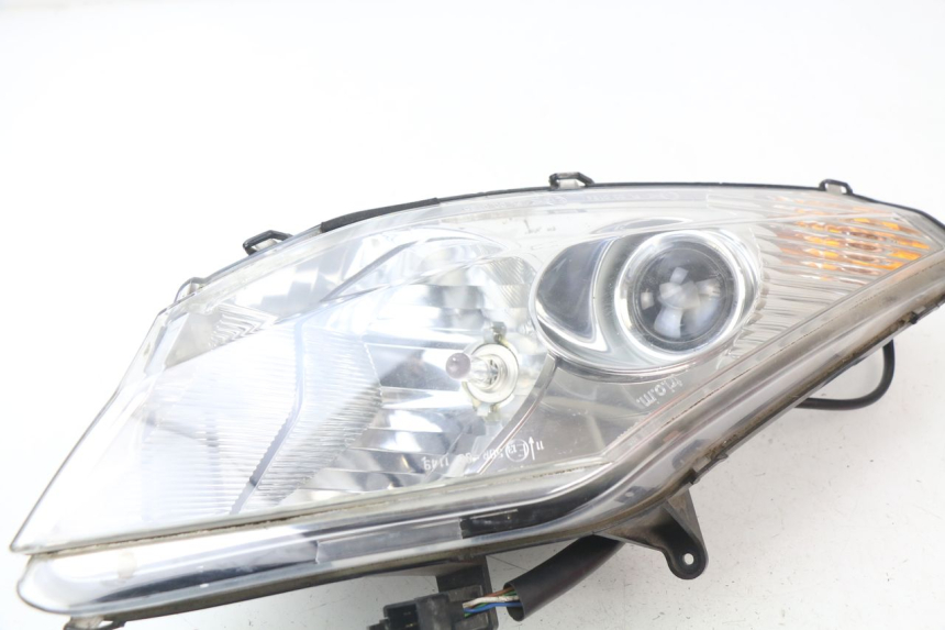 photo de FANALE ANTERIORE PEUGEOT SATELIS 125 (2010 - 2012)